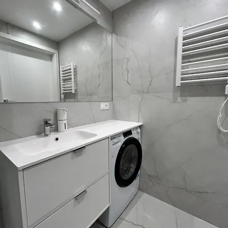 Premium Holidays Caloroczne Apartamenty Przy Plazy 公寓 罗威