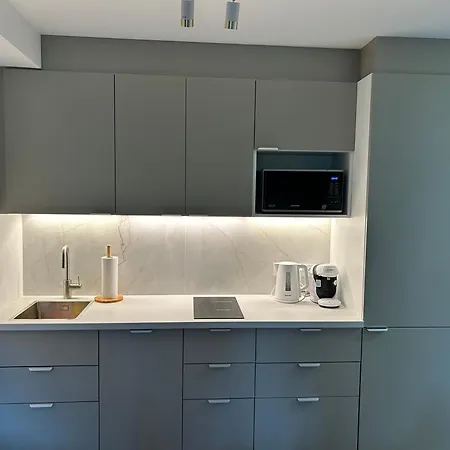 Premium Holidays Caloroczne Apartamenty Przy Plazy 罗威
