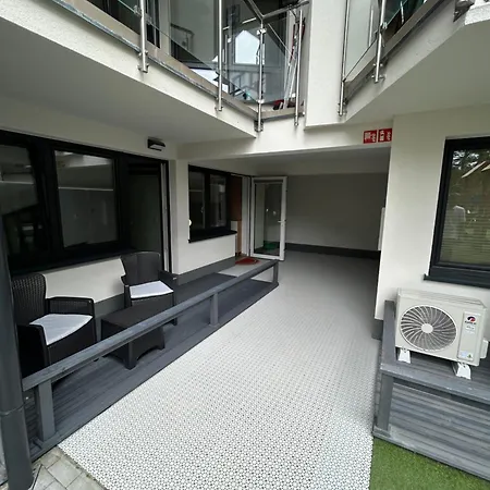 Premium Holidays Caloroczne Apartamenty Przy Plazy 罗威